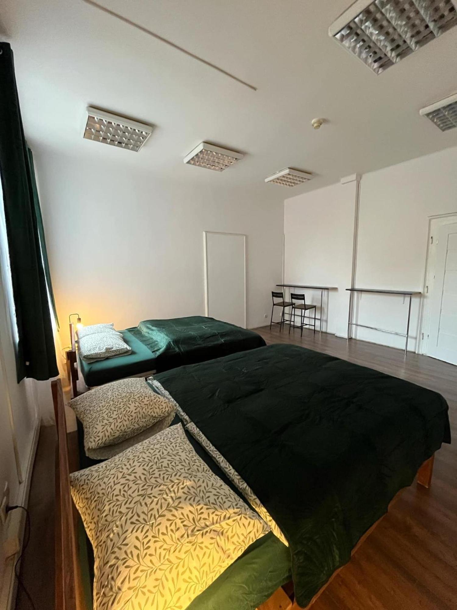 W94 Hostel Krakow Luaran gambar